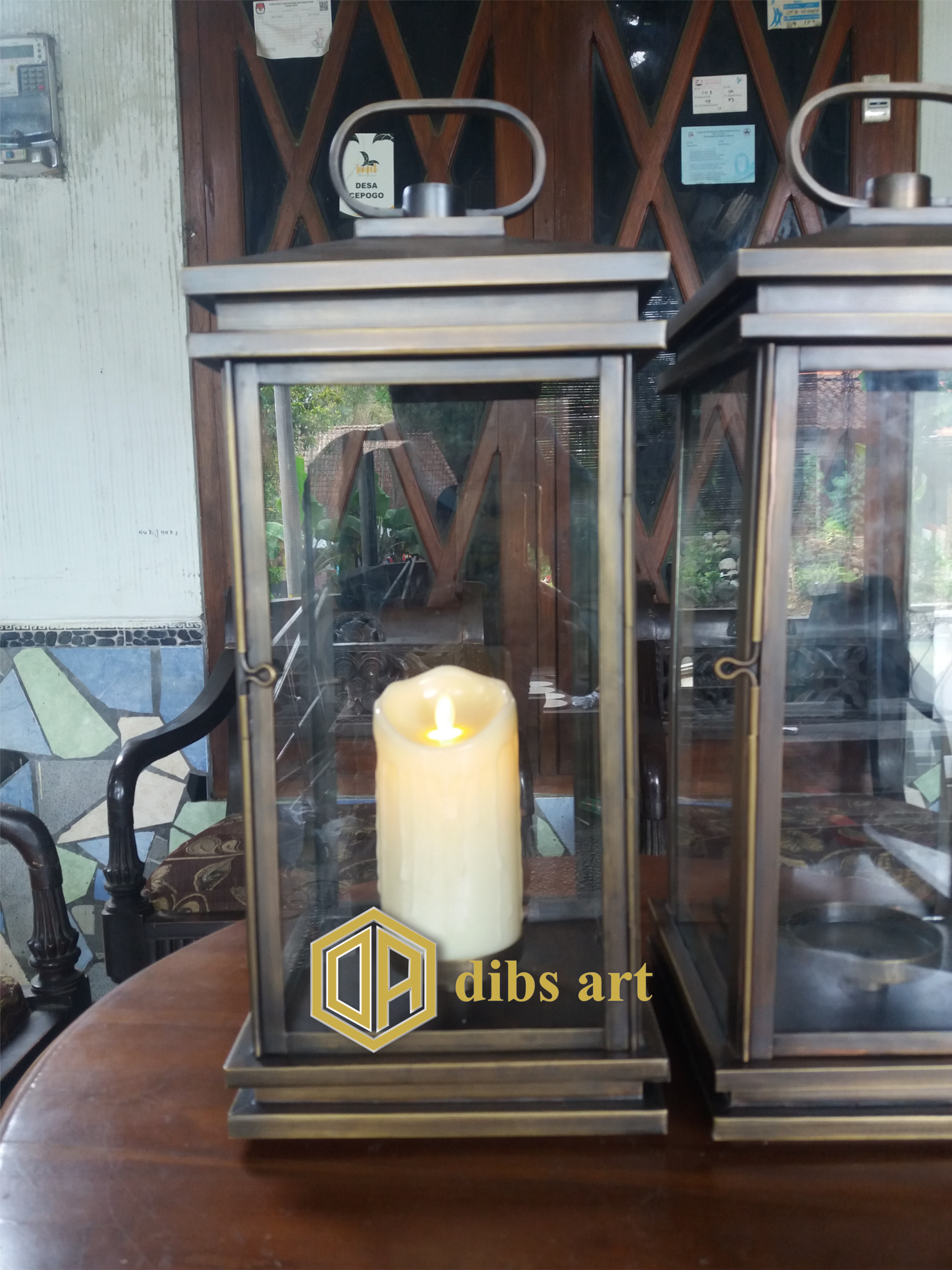 lampu meja kuningan model lentera