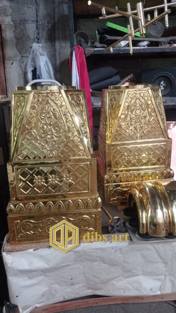 Ornamen Kuningan Tiang Masjid Elegan Siap Pasang ornamen kuningan tiang masjid belum dipasang