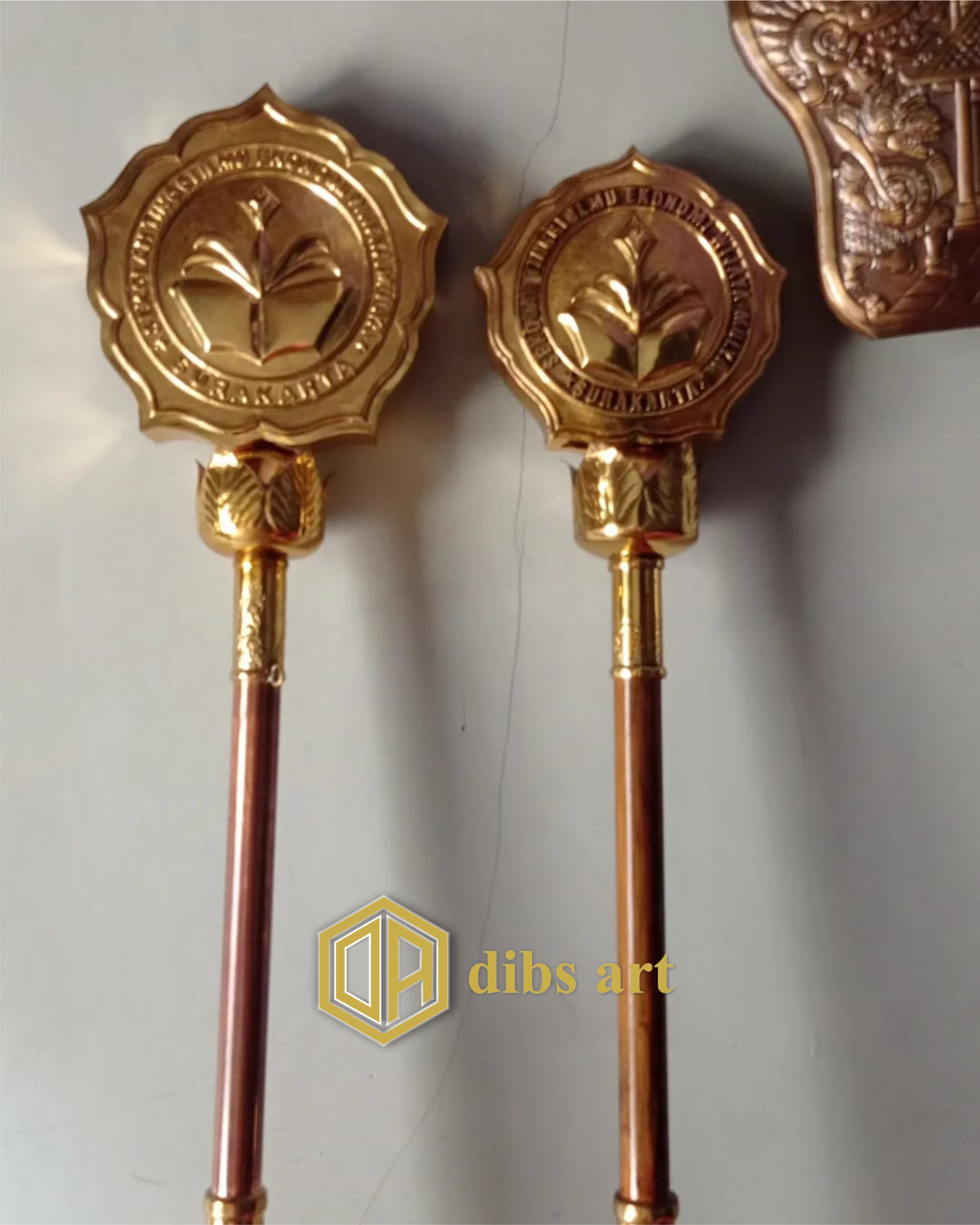 souvenir kuningan logo