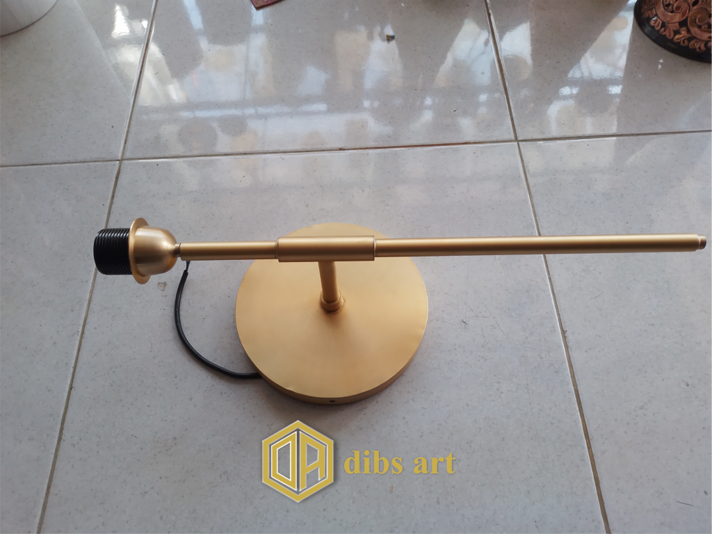 lampu dinding kuningan minimalis simple