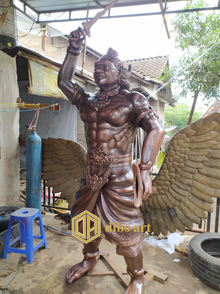 patung tembaga patih gajah mada