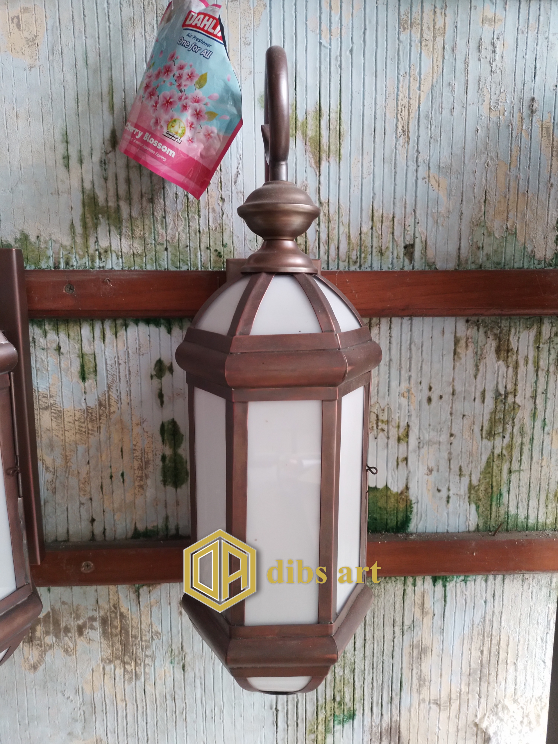 lampu dinding tembaga model vintage