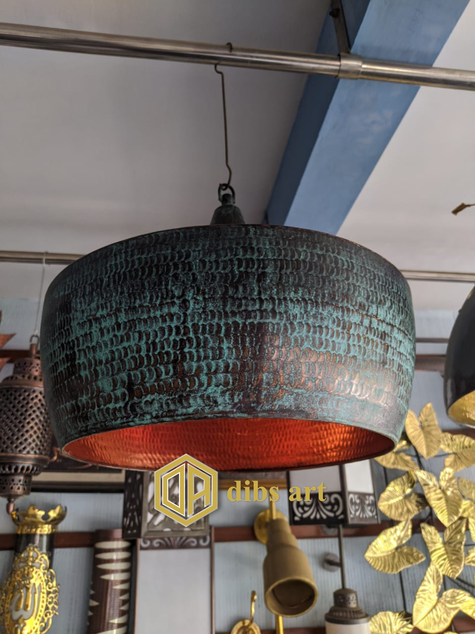 lampu gantung tembaga kafe